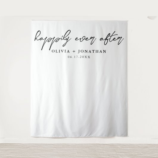 Gelukkig Ooit na Elegant Script Wedding Backdrop Wandkleed (Voorkant)