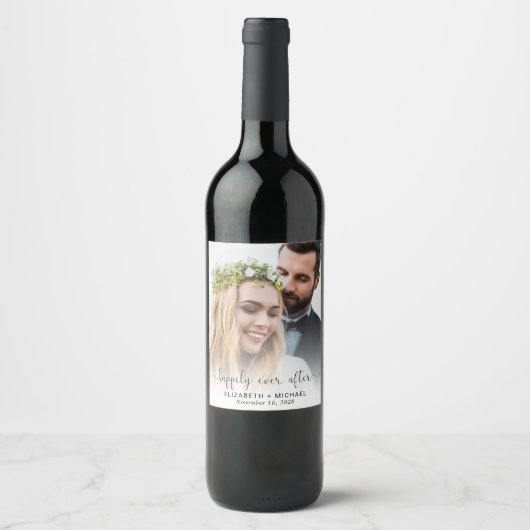 Gelukkig ooit na het fotohuwelijk wijn etiket (Voorkant)