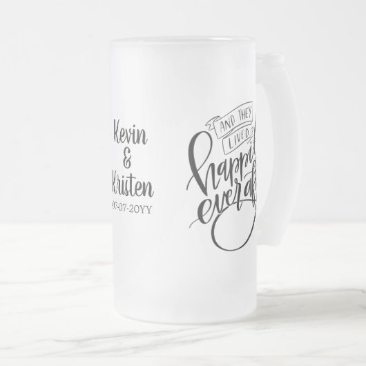 Gelukkig ooit na het huwelijk matglas bierpul (Voorkant rechts)