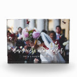 Gelukkig ooit na moderne overlay bruiloft fotoblokken<br><div class="desc">Laat je favoriete bruiloft afbeeldingen zien met dit moderne fotoblok,  met de woorden Happily ever after in een prachtige tekstoverlay. U kunt de kleur en grootte van de tekst eenvoudig aanpassen aan uw afbeelding.</div>