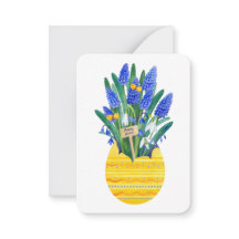 Gelukkig Pasen Ei & Blauwe Druif Muscari Bloemen