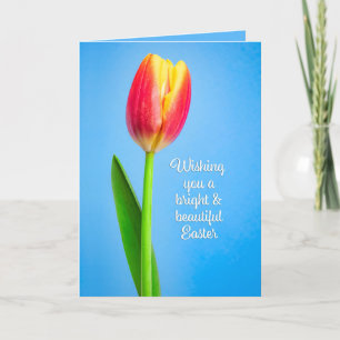 Gelukkig Pasen voor iedereen mooie tulp op blauw Feestdagen Kaart