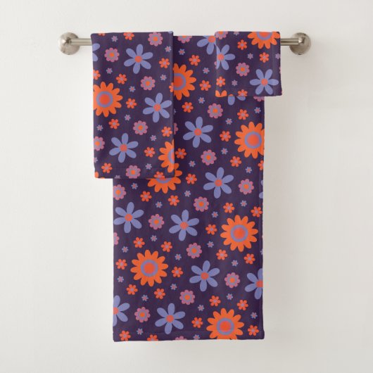 Gelukkig Retro Bloemen Cute 70s Hippie Madeliefje  Bad Handdoek (Insitu)