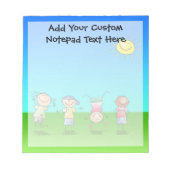 Gelukkig spelen kinderen in de zon, Kinder buitens Notitieblok (Voorkant)