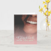 Gelukkig staat je goed! - Rosé Kaart (Gele Bloem)