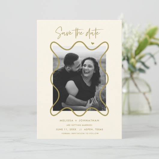 Gelukkig stel Save the date trouw aankondiging (Staand voorkant)