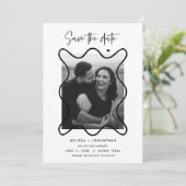 Gelukkig stel Sla de datum op weddingaankondiging Save The Date (Staand voorkant)