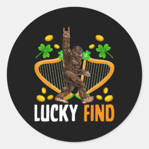 Gelukkig vinden Bigfoot Fijne St. Patrick's Dag T- Ronde Sticker