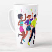 Gelukkig vrienden dansfeest viering latte mok (Linkerhoek)