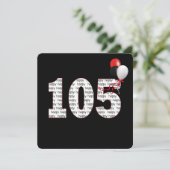 Gelukkige 105e verjaardag op zwarte uitnodiging (Staand voorkant)