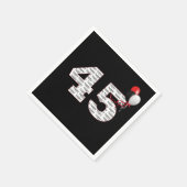 Gelukkige 45e verjaardag op zwarte servetten (Hoek)