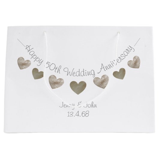 Gelukkige 50ste huwelijksdag met gouden harten groot cadeauzakje (Voorkant)