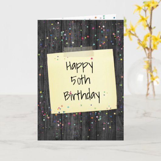 Gelukkige 50ste verjaardagsnota op hout geplakt kaart (Gele Bloem)