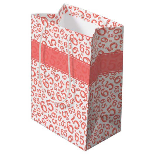 Gelukkige 65e Verjaardagspartij Koraal Nummer Patr Medium Cadeauzakje (Achterkant Gekanteld)
