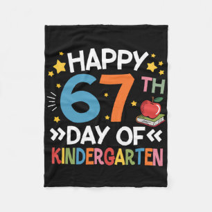 Gelukkige 67e dag van kleuterleidster 67 dagen van fleece deken