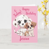 Gelukkige 6e Verjaardag Schattigee Puppy Dog Roze Kaart (Gele Bloem)