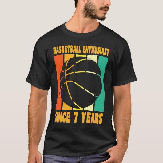 Gelukkige 7 Verjaardag 7 Jaar Oud Retro Basketbal  T-shirt (Voorkant)