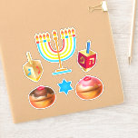 Gelukkige Chanoeka Festival feestdag symbolen Sticker<br><div class="desc">Chanoeka etiketteert stickers. Gelukkig Chanoeka feest Joodse feestdag Menorah, Donuts, Dreidel. Joodse feestdag Chanoeka Decoratie met traditioneel Chanuka decoratief symbool - Kleurrijke Cartoon Chanoeka menorah, kandelaar met kaarsen, Donuts, Houten Dreidel (draaiende top speelgoed) davidster en gloeiende lichten illustratie. Chanoeka Festival van lichten Evenement Decoratie. Jeruzalem, Israël. Crafts & Party Supplies...</div>