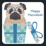 Gelukkige Chanoeka Pug Sticker<br><div class="desc">Een leuk Chanoeka cadeau voor iedereen die van honden houdt... vooral pugpups! Fijne Chanoeka!</div>