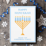 Gelukkige Chanoeka Schattigee  Menorah Feestdagenkaart<br><div class="desc">Schattigee aangepaste Happy Chanoeka kaart voor een joodse familie of een Chanoeka feest met een synagoge. Personaliseer met je eigen achternaam of groepsinformatie in het blauw onder de  blauwe menora.</div>