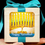 Gelukkige Chanoeka Trendy Artsy Geel Goud Menorah Vierkante Sticker<br><div class="desc">"Gelukkige Chanoeka". Een close-up foto van een heldere, kleurrijke, geel gouden kunstzinnige menorah foto helpt je de vakantie van Chanoeka in te luiden. Voel de warmte en vreugde van het vakantieseizoen wanneer u deze prachtige, kleurrijke Chanoeka-sticker gebruikt. Overeenkomende kaarten, stempels, canvas tassen, dienbladen en andere producten zijn beschikbaar in mijn...</div>