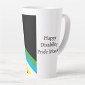 Gelukkige Disability Pride Month Latte Mok (Rechterhoek)