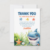Gelukkige haai onder het Zee Verjaardag Dank u Bedankkaart (Voorkant)