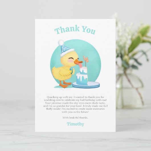Gelukkige Halve Verjaardag Baby Duck met Cake Part Bedankkaart (Staand voorkant)