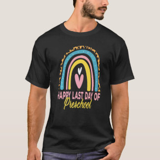 Gelukkige laatste dag van de kleuterleidster van d t-shirt