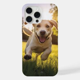 Gelukkige Labrador Puppy Running iPhone 15 Pro Max Case