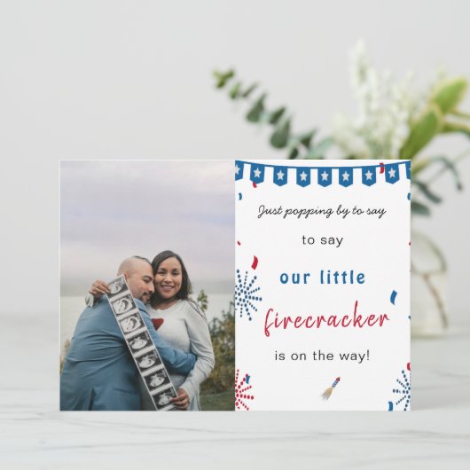 Gelukkige onafhankelijkheid 4 juli baby zwangersch aankondiging (Staand voorkant)