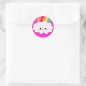 Gelukkige Regenboog Wolk op Heet Roze Ronde Sticker (Tas)