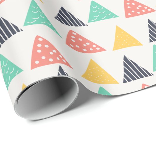 Gelukkige slak op driehoeken cadeaupapier (Rol Hoek)