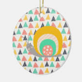 Gelukkige slak op driehoeken keramisch ornament (Links)