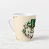 Gelukkige St. Patrick's Dag Klaverontwerp Latte Mok (Linkerhoek)