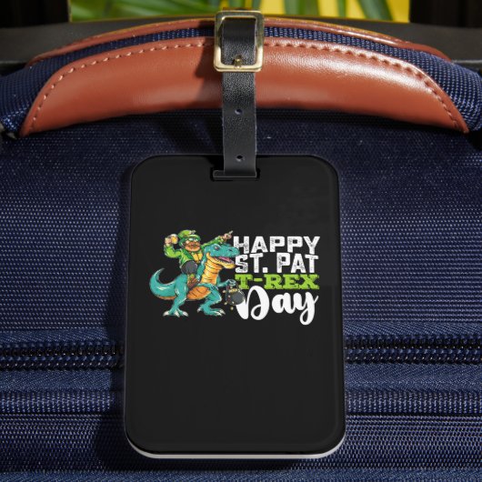Gelukkige St Patrick's Day Pat Rex Dinosaurus Bagagelabel (Voorkant Insitu 2)