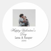 Gelukkige Valentijnsdag koppel foto modern eenvoud Ronde Sticker (Voorkant)