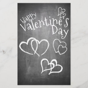 Gelukkige Valentijnsdag op een krijtbord