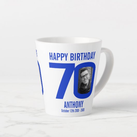 Gelukkige verjaardag 70 naam twee foto's in jaar b latte mok (Rechterhoek)