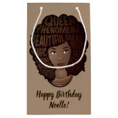 Gelukkige verjaardag aanmoedigende zwarte vrouwen  klein cadeauzakje (Achterkant)