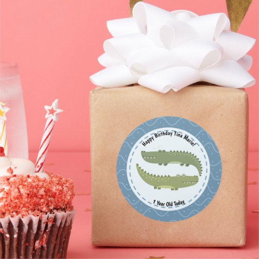 Gelukkige Verjaardag Alligators Krokodillen samen Ronde Sticker (Feest)