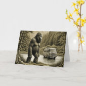 Gelukkige Verjaardag Bigfoot en RV Kaart (Gele Bloem)