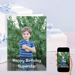 Gelukkige Verjaardag Custom Foto Jongen Verjaardag Kaart<br><div class="desc">Gepersonaliseerde foto verjaardagskaart voor uw zoon, neef, broer of andere mannelijke vriend of familielid. Alle bewoordingen, binnen en buiten, kunnen worden aangepast en de fotosjabloon is ingesteld voor u om uw eigen afbeelding aan de voorkant toe te voegen. Dit ontwerp heeft een donkere overlay met witte typografie - het is...</div>