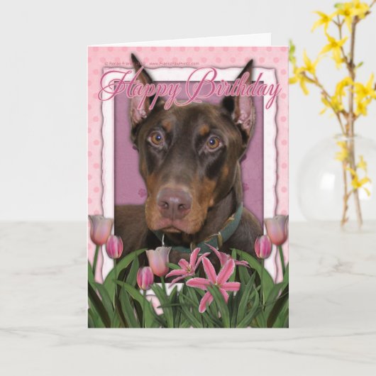 Gelukkige Verjaardag - Doberman - Rocky Kaart (Gele Bloem)