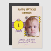 Gelukkige Verjaardag foto naam leeftijd paarse mag Magnetische Uitnodiging (Voorkant / Achterkant)