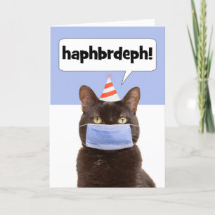 Gelukkige verjaardag kat praten door gezichtsmaske feestdagen kaart