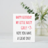 Gelukkige verjaardag klein vervelend meisje feestdagenkaart (Staand voorkant)