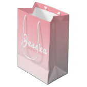 Gelukkige verjaardag, naam | Roos Pink Medium Cadeauzakje (Voorkant Gekanteld)