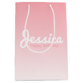 Gelukkige verjaardag, naam | Roos Pink Medium Cadeauzakje (Voorkant)