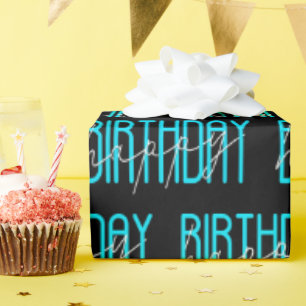 Gelukkige verjaardag op zwart cadeaupapier